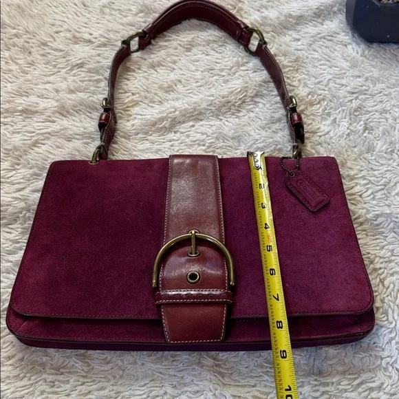 👜Vintage Y2K Coach Burgundy Suede &Leather shoulder bag(9664)
